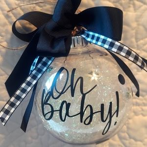 *🆕 Oh Baby! Irredecent ribbons in a Plastic Bulb and White Stand, Ribbons